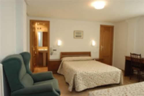 Hostal Aragon Teruel Exteriör bild